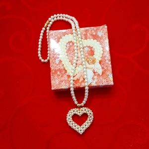 Vintage Avon Sentimental Heart necklace